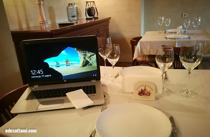 Вкусный обед в Premier Hotel Pochaiv - odesoftami.com