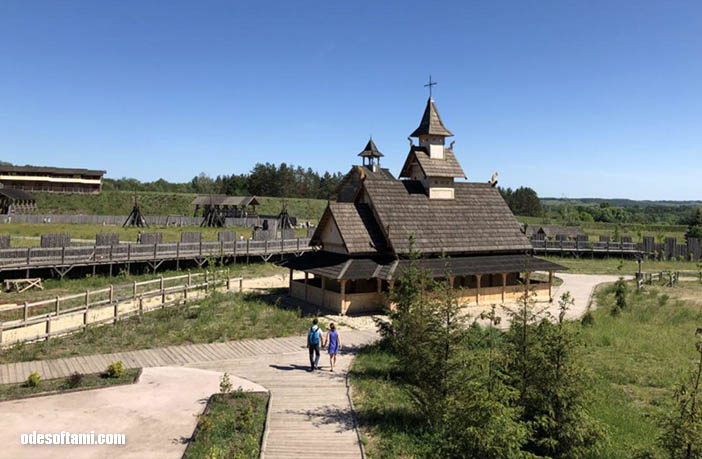 Храм в парке Киевская Русь - odesoftami.com