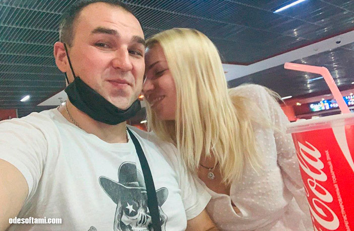 Денис Алексеенко и Аня Кушнерова в Синема Сити - odesoftami.com