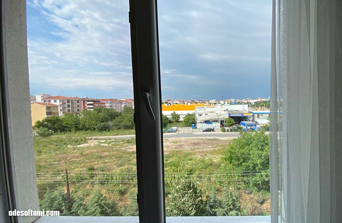 Вид на мойку и сушку  из окна Royal Bilgic Hotel Турция - odesoftami.com