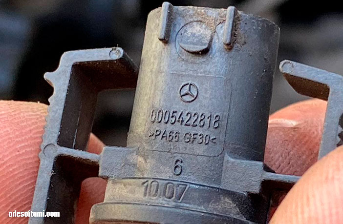 Код датчика возле дросселя Mercedes-Benz B200 в Одессе - odesoftami.com