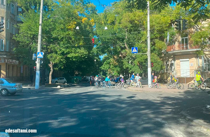 Октябрьский велопробег в Одессе - odesoftami.com