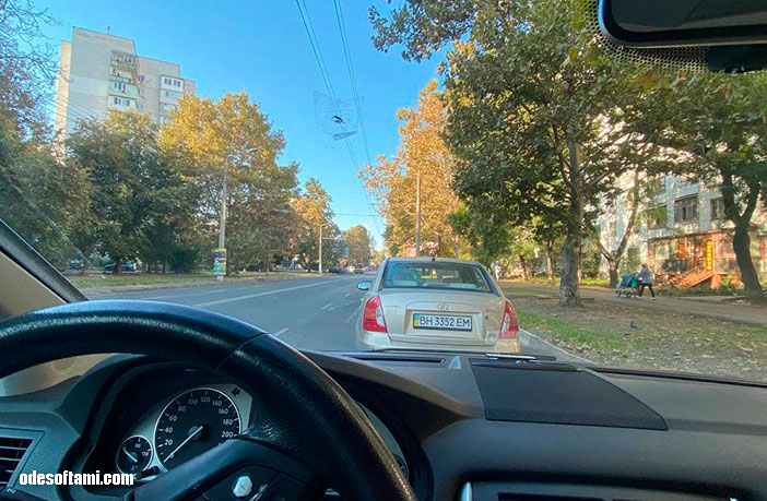 Удаляем скол на лобовом стекле Mercedes B200 Одесса - odesoftami.com