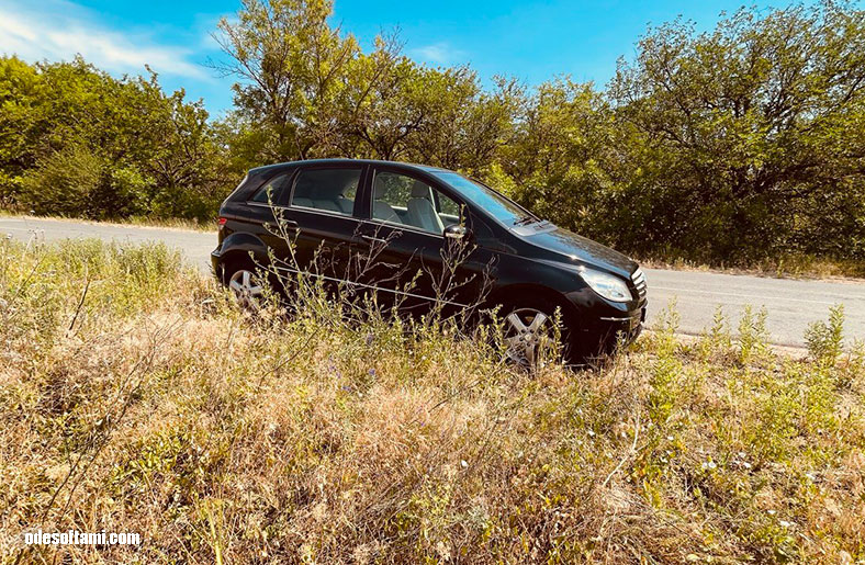 Кто-то фотографирует детей, а кто-то — свою малышку Mercedes-Benz B200. Татьяна Алексеенко ❤️ - odesoftami.com