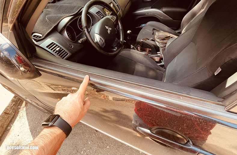 Резинка- уплотнитель внешняя сторона стекла водительской двери Outlander XL хочет на замену... - odesoftami.com
