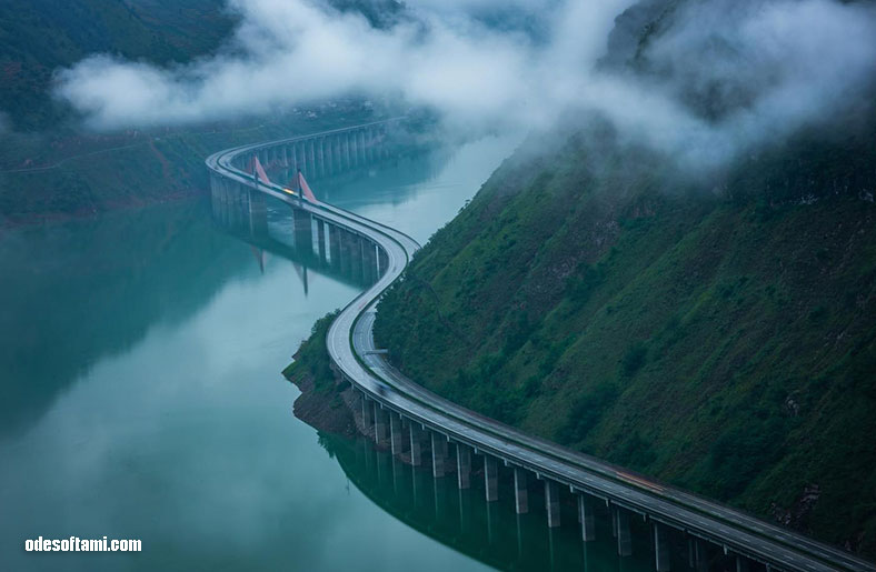 Автострада Яси над облаками | Китай - odesoftami.com