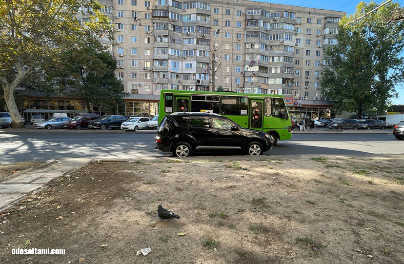 Мойка автомобиля Mitsubishi Outlander XL в Одессе | robot_moyka77 - odesoftami.com