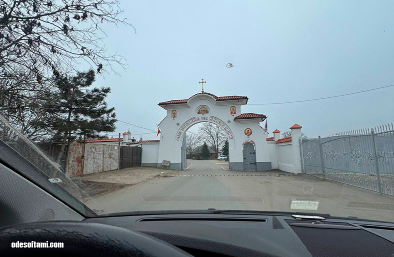 Mănăstirea Pasărea — православный монастырь недалеко от Бухареста - odesoftami.com