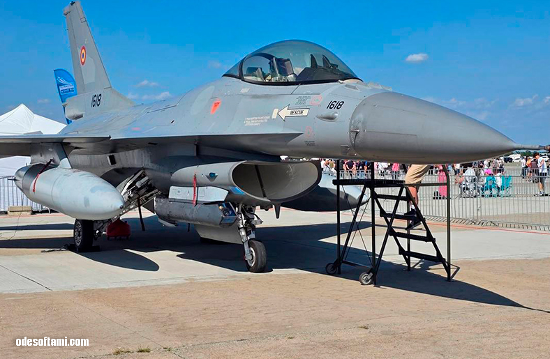истребитель F-16 Fighting Falcon ВВС Румынии на BIAS 2026 - odesoftami.com